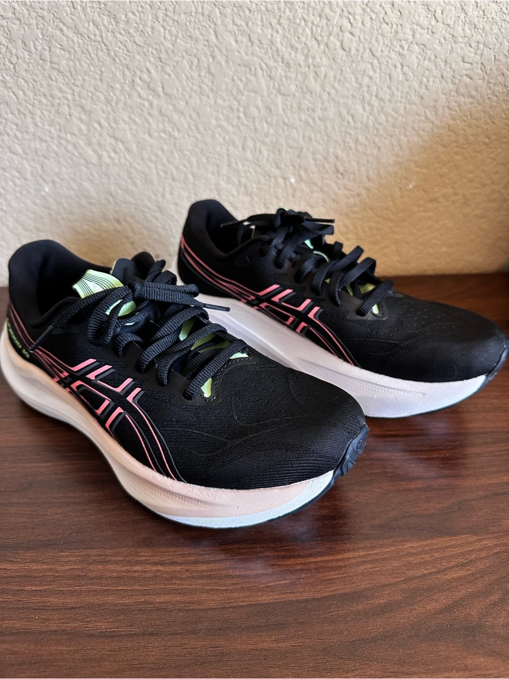 ASICS Women's GT-2000 14 Running Shoes - Black with Pink Accents